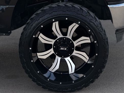 Used 2015 Ford F150 XLT image 10