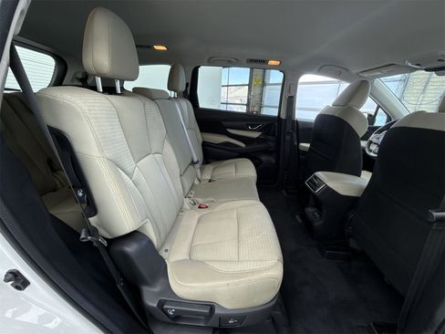 Used 2022 Subaru Ascent Premium w/ Convenience Package image 41