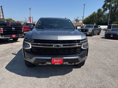 Used 2022 Chevrolet Suburban Z71 w/ Z71 Off-Road Package image 3