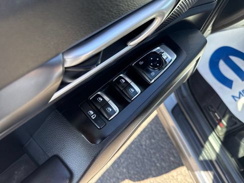 Used 2022 Kia Telluride S AWD/4WD image 12
