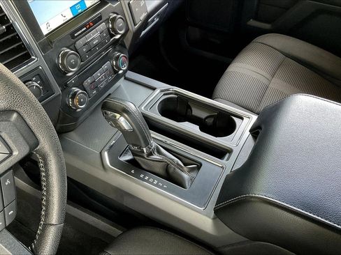 Used 2016 Ford F150 XLT w/ Equipment Group 302A Luxury image 19