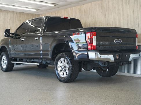 Used 2019 Ford F250 Lariat w/ Lariat Ultimate Package AWD/4WD image 7