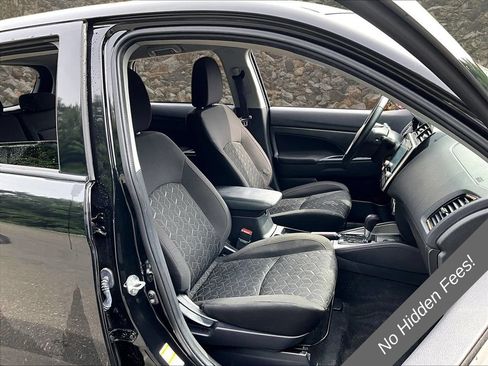Used 2024 Mitsubishi Outlander Sport AWD image 7