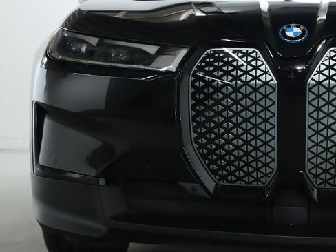 Certified 2025 BMW iX xDrive50 w/ Premium Package image 6