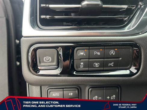 New 2026 GMC Yukon Denali AWD/4WD image 16