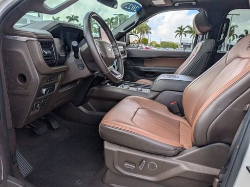 Certified 2022 Ford Expedition Max King Ranch image 7