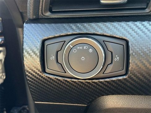 Certified 2022 Ford Mustang Coupe image 22