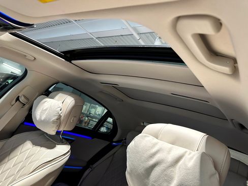 Used 2026 Mercedes-Benz S 580 4MATIC Sedan image 12