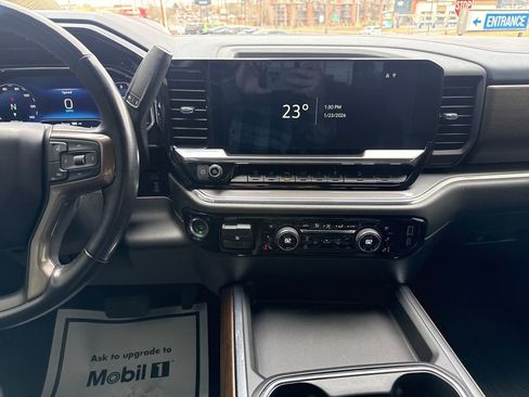 Used 2024 Chevrolet Silverado 2500 High Country w/ Technology Package image 17