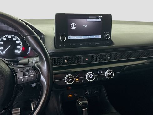 Used 2023 Honda Civic Sport image 18