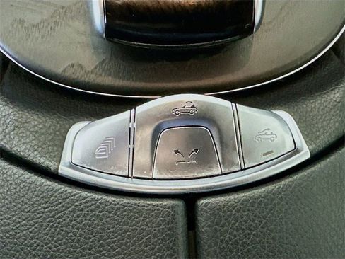 Certified 2019 Mercedes-Benz E 450 4MATIC Cabriolet image 31