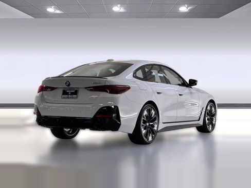 New 2026 BMW 430i w/ M Sport Package image 9