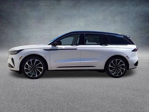 New 2026 Lincoln Nautilus Black Label AWD/4WD image 4