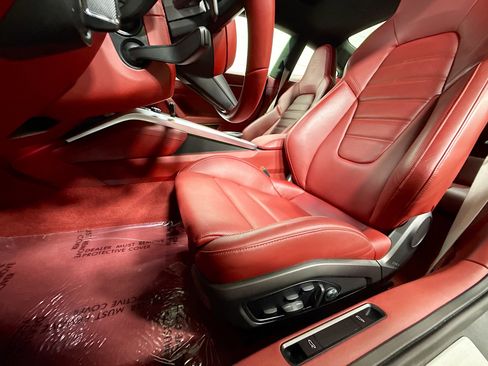 Certified 2022 Porsche 911 Turbo S image 5