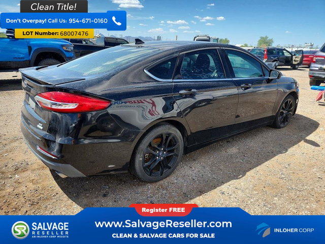 Used 2019 Ford Fusion SE w/ Equipment Group 151A FWD image 4