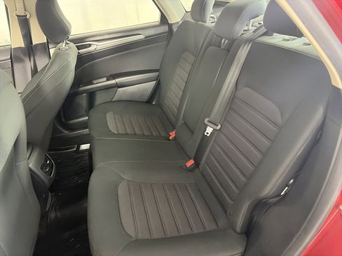 Certified 2020 Ford Fusion SE image 14