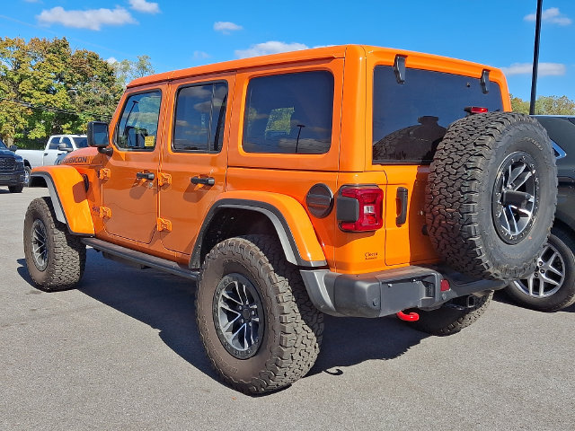 Used 2026 Jeep Wrangler Unlimited Rubicon AWD/4WD image 4
