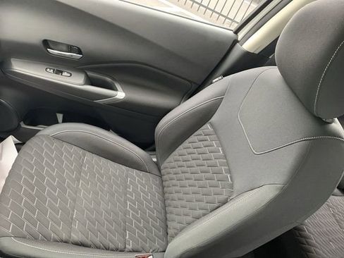 Used 2021 Nissan Kicks SV FWD image 28