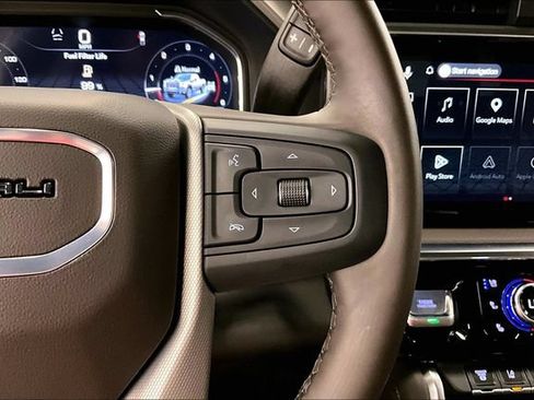 Used 2025 GMC Sierra 2500 Denali w/ Denali Reserve Package AWD/4WD image 28