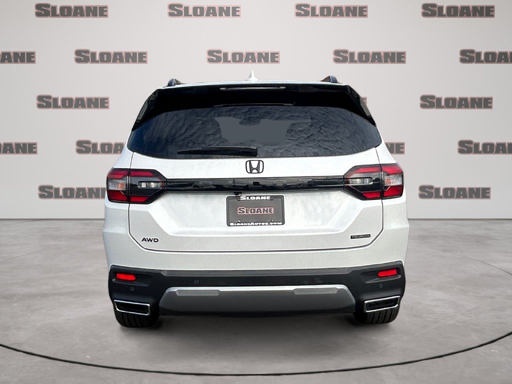New 2026 Honda Pilot Touring image 4
