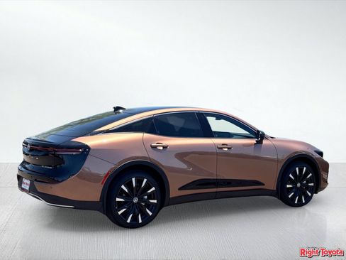 New 2026 Toyota Crown Platinum AWD/4WD image 5