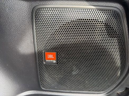 Used 2017 Toyota RAV4 Limited AWD/4WD image 37