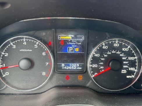 Used 2014 Subaru Outback 2.5i Limited w/ Moonroof Package image 16