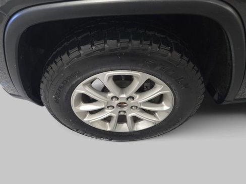 Used 2021 Jeep Grand Cherokee Laredo image 33