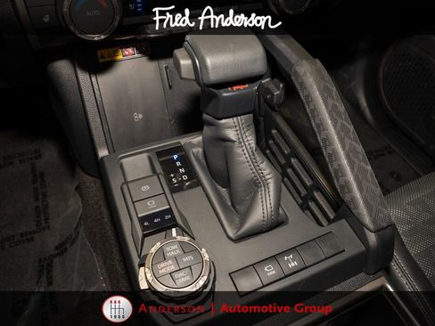 Used 2025 Toyota 4Runner TRD Off-Road Premium AWD/4WD image 17