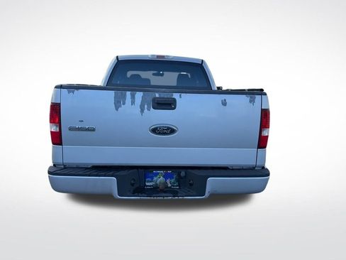 Used 2005 Ford F150 XLT image 8