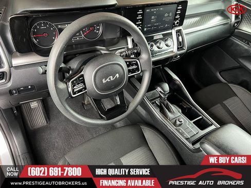 Used 2022 Kia Sorento LX image 19