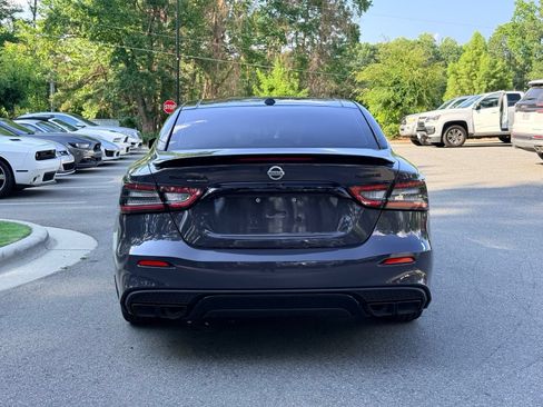 Used 2021 Nissan Maxima Platinum w/ 40th Anniversary Package FWD image 6