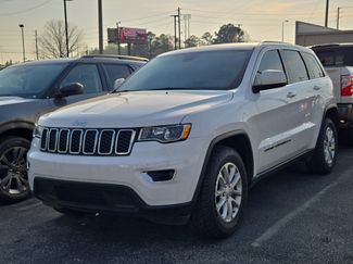 Used 2022 Jeep Grand Cherokee Laredo E video 1