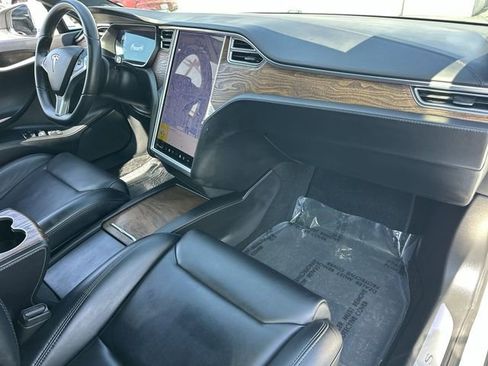 Used 2018 Tesla Model S 75D image 29