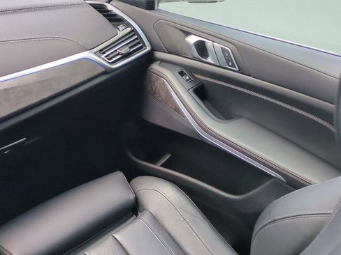 Used 2022 BMW X5 sDrive40i w/ Premium Package image 21