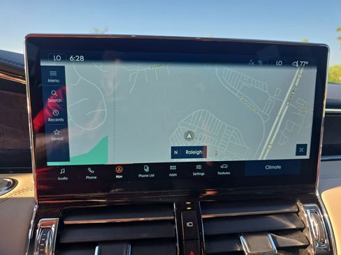 Certified 2023 Lincoln Navigator Reserve AWD/4WD image 23
