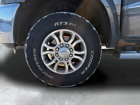 Used 2015 RAM 3500 Laramie image 31