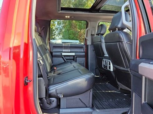 Used 2021 Ford F250 Lariat w/ Chrome Package image 16