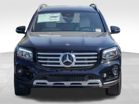 New 2026 Mercedes-Benz GLB 250 image 2