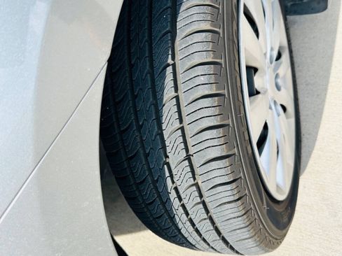 Used 2013 Nissan Sentra S FWD image 24