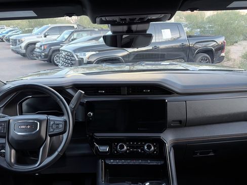 Used 2024 GMC Sierra 2500 AT4 w/ AT4 Premium Plus Package image 15