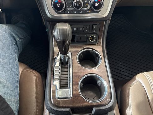 Used 2016 GMC Acadia SLT w/ Open Road Package image 29