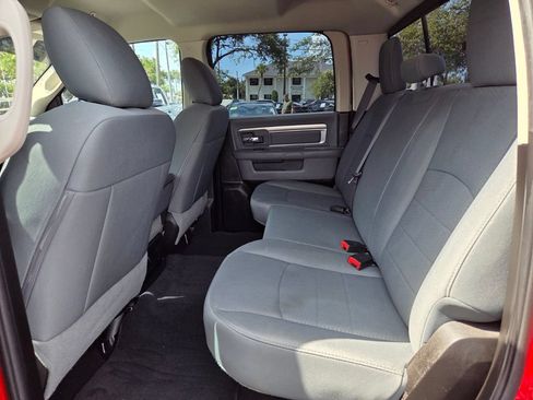 Used 2019 RAM 1500 Classic SLT AWD/4WD image 15