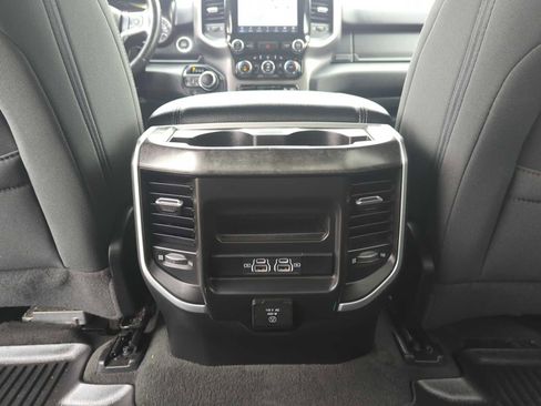 Used 2022 RAM 1500 Big Horn AWD/4WD image 27