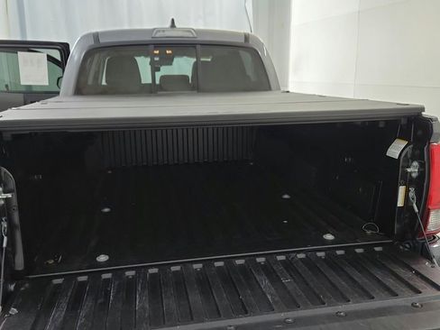 Used 2023 Toyota Tacoma SR AWD/4WD image 53
