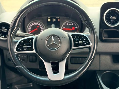 Used 2020 Mercedes-Benz Sprinter 2500 w/ Premium Plus Package image 21