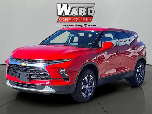 Used 2023 Chevrolet Blazer LT image 22