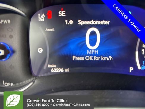 Used 2021 Chrysler Pacifica Touring-L w/ Uconnect Theater Family Group image 10