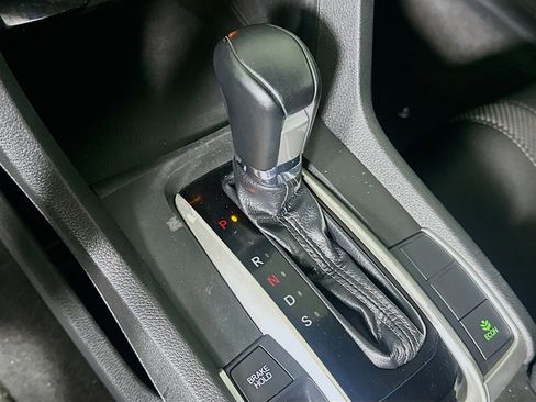 Used 2021 Honda Civic Sport image 23