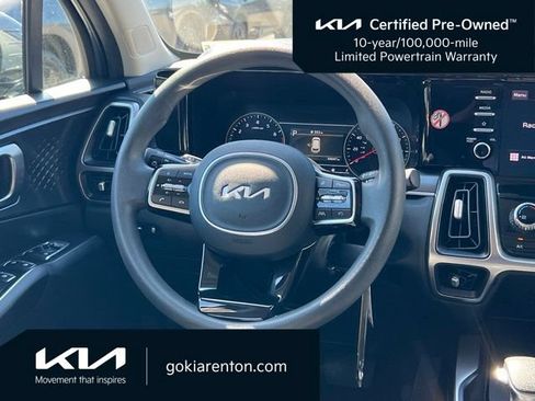 Used 2023 Kia Sorento LX FWD image 12
